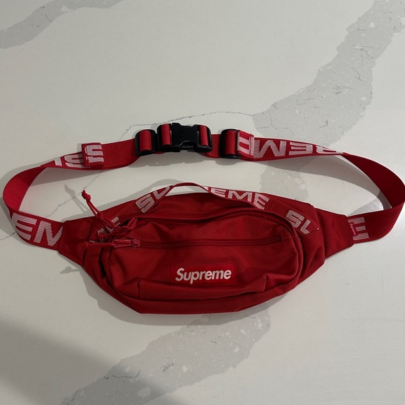 Supreme Waist Bag (SS18) RED - Picture 3 of 6